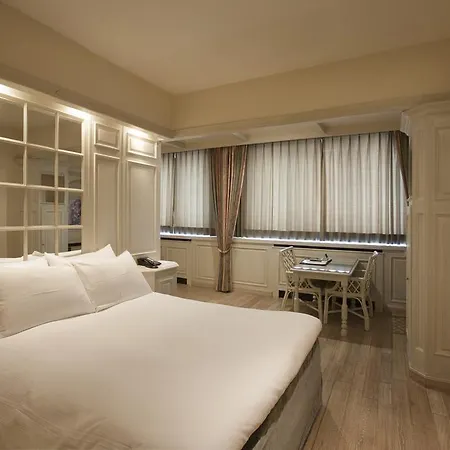 Hotel Sandton Broel